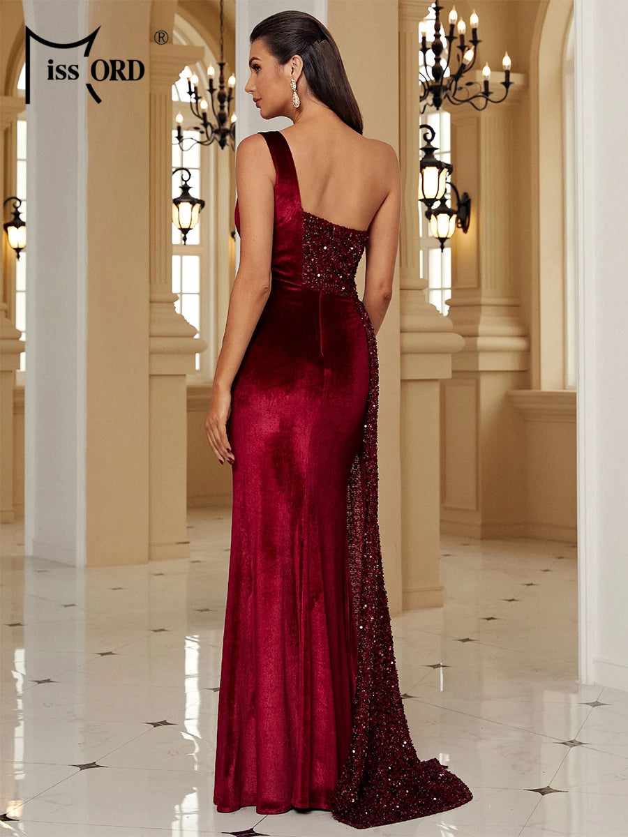 Elegant Women's One Shoulder Split Gown