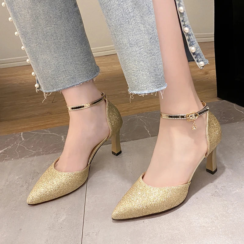 Women's Pumps